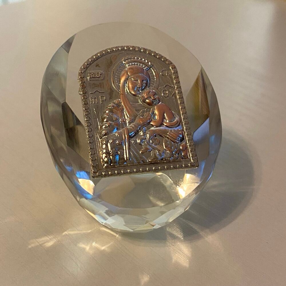 Self Standing Crystal Block with Virgin Mary and Baby Jesus Christ Mantle Decor